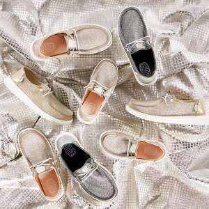 metallic_900x900_52e0182e-ba1d-4cf1-afe5-cccf029434ad.png